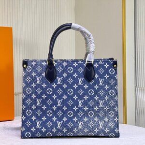 Louis Vuitton bag ONTHEGO MM